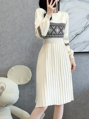 Waist Slimming Knitted Dress for Autumn Women
