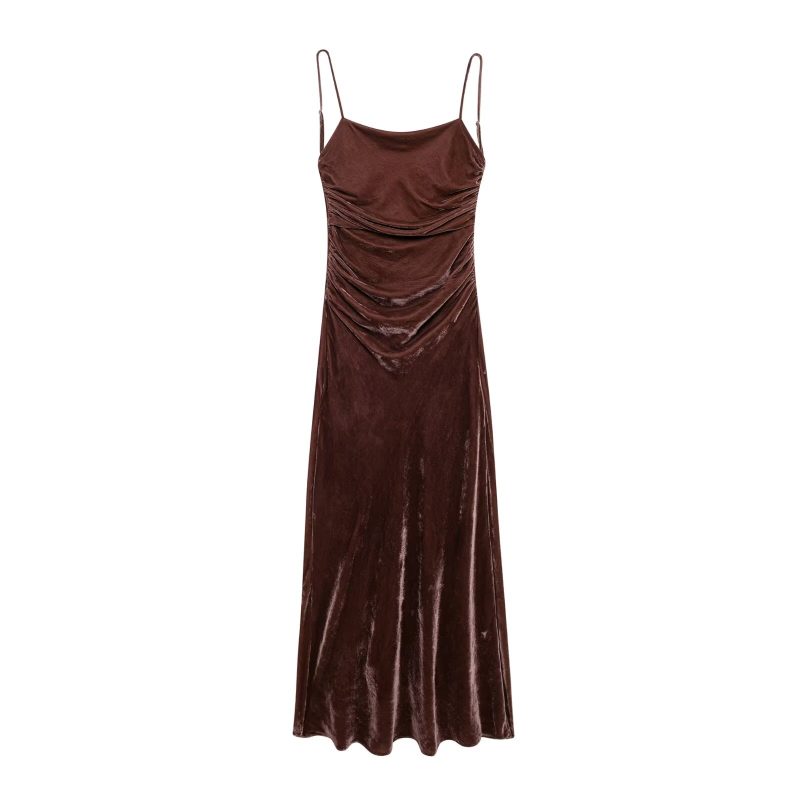 Velvet Pleated Sling Midi Dress for Fall - Image 3