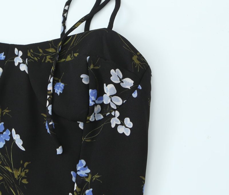 French Vintage Floral Split Hem Spring Dress - Image 3