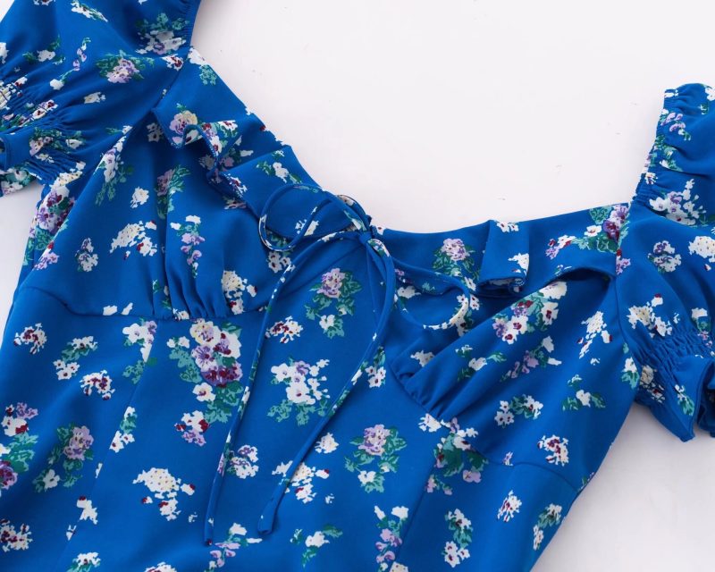 Floral Puff Sleeve V-Neck Holiday Dress - Image 2