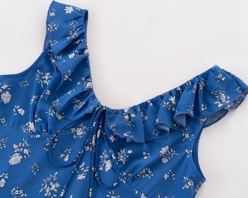 Flying Sleeve Spring Dress – Lace-Up Ruffle Fit - Image 3