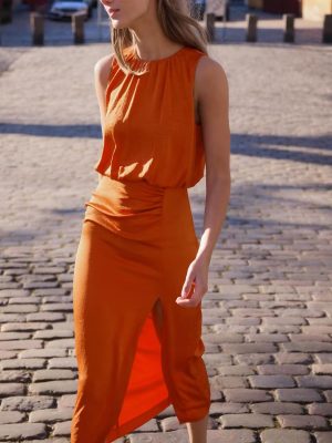 Decorative Pleated Dress – Silk Satin Midi Look