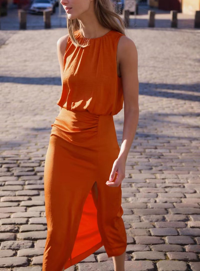 Decorative Pleated Dress – Silk Satin Midi Look