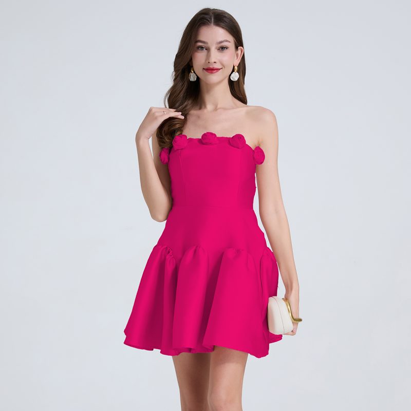 Elegant Strapless Dress with 3D Floral Waist - Image 3