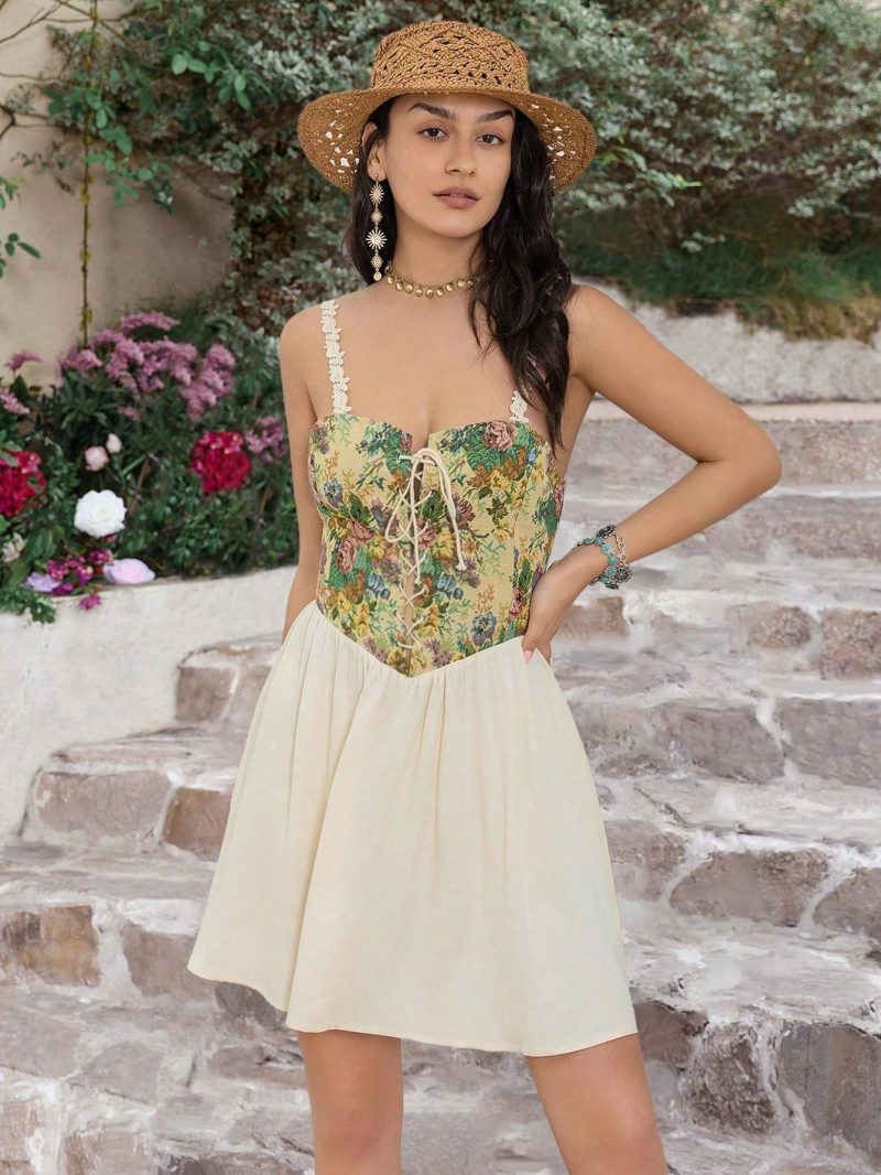 Retro Spaghetti Strap Dress with Waist Trim - Image 2