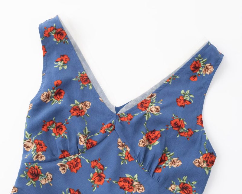 Spring Floral V-Neck Lace-Up Slim Dress - Image 3