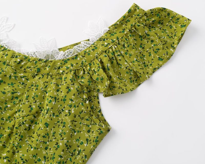 Lace Low Collar Flying Sleeve Fishtail Dress - Image 4