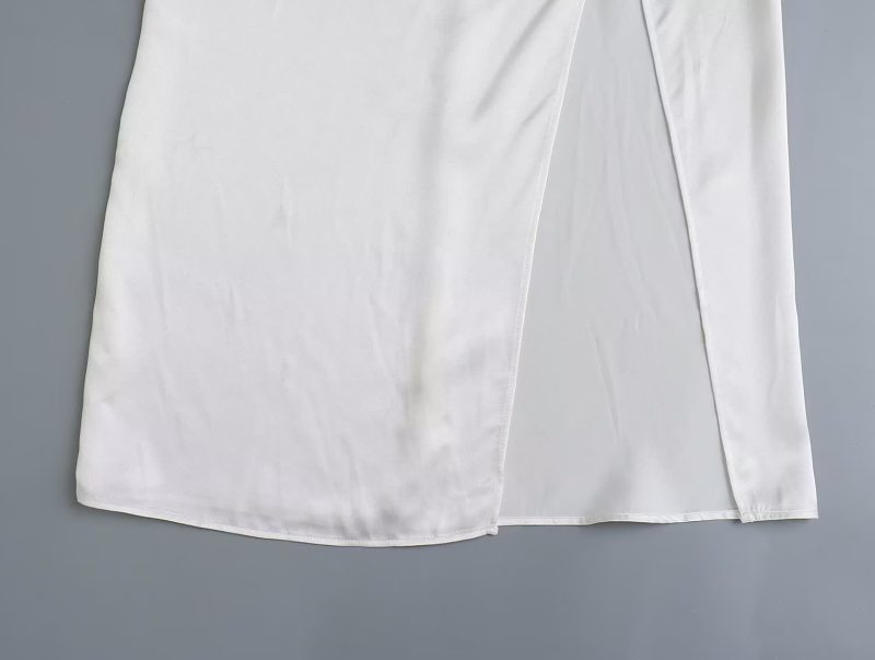 Silk Satin Sling Dress with Chain Ornament - Image 4