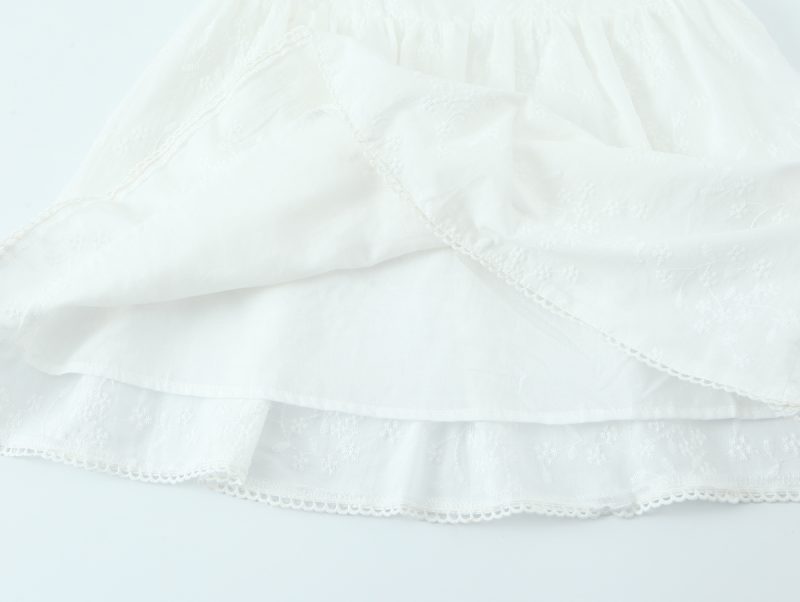 Retro French Square Collar Embroidered Lace Dress - Image 4