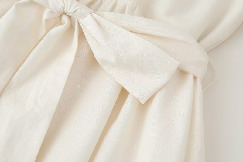 French Style Autumn Dress with Laminated Stitching - Image 4