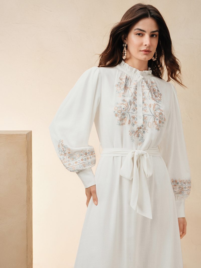 Elegant Embroidered High Waist Summer Dress - Image 3