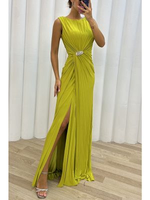 Flowy Pleated Sleeveless Dress with Slit Detail