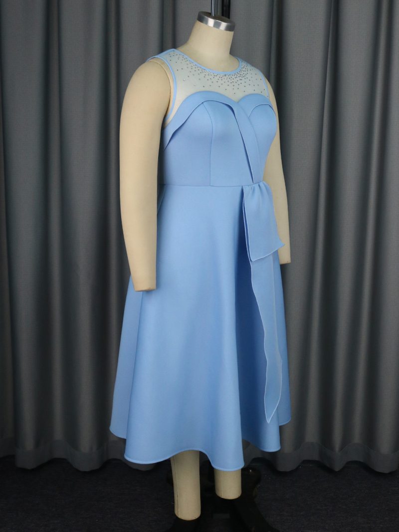 Elegant A-Line Dress with Mesh Stitching and Crystals - Image 2