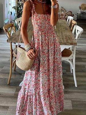 Bohemian Strap Dress – Sexy Summer Floral Look