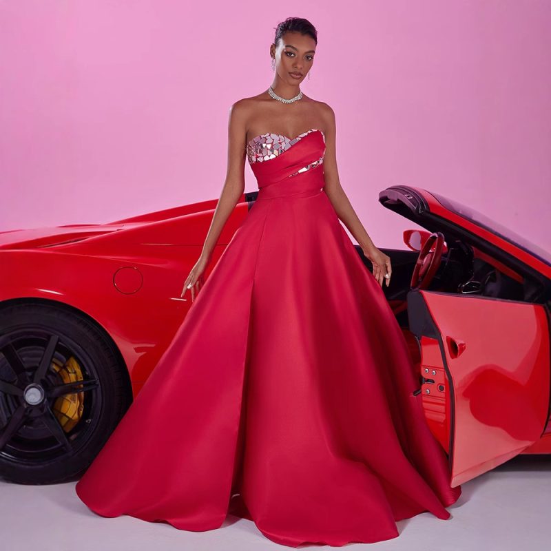 Elegant Backless Red Swing Formal Evening Dress