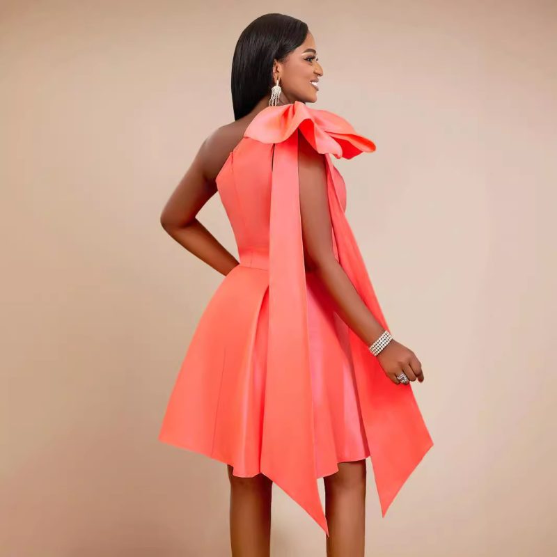 High Waist Sleeveless Diagonal Collar Dress - Image 3