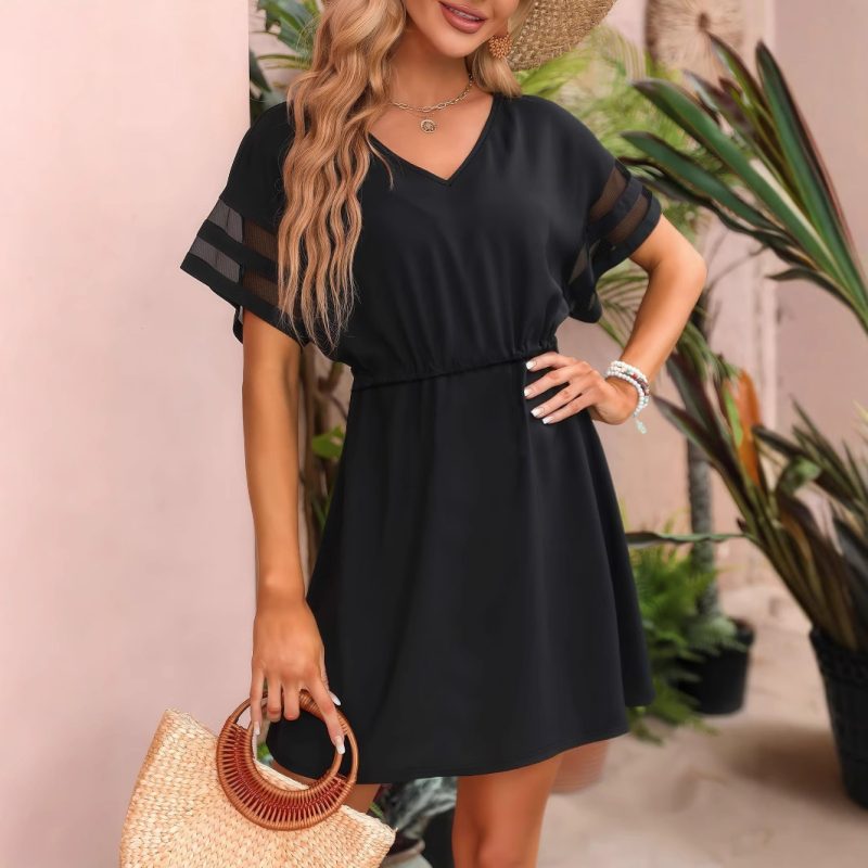 Summer Beach Dress with Mesh Pleated Sleeve