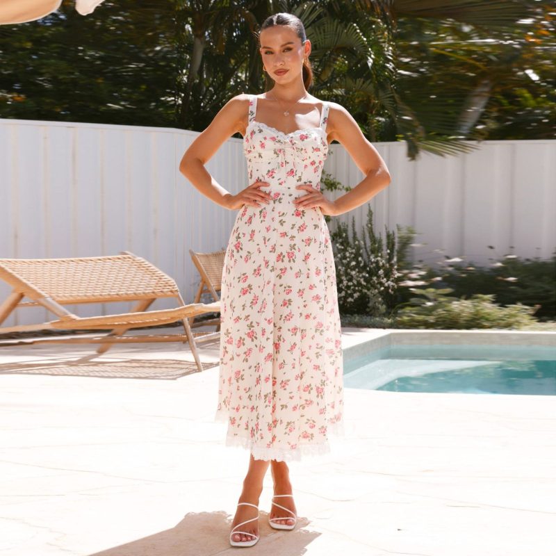 Lace Stitching V Neck Slim Maxi Dress
