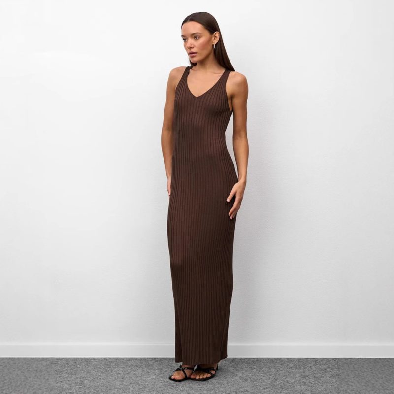 Slimming Spaghetti Strap Wide Shoulder Knitted Dress - Image 4