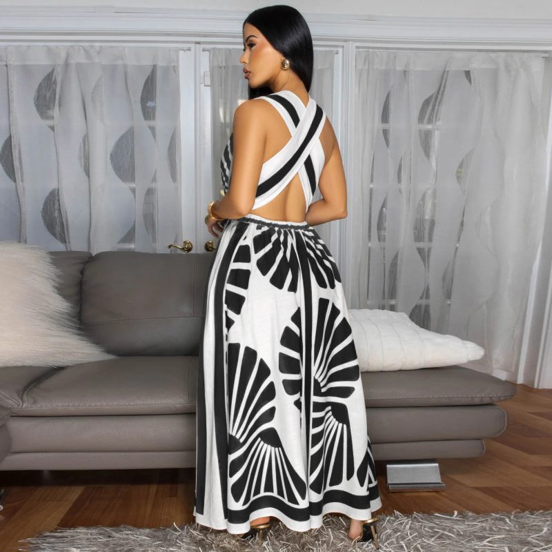 Bohemian Deep V Plunge Sleeveless Printed Dress - Image 3