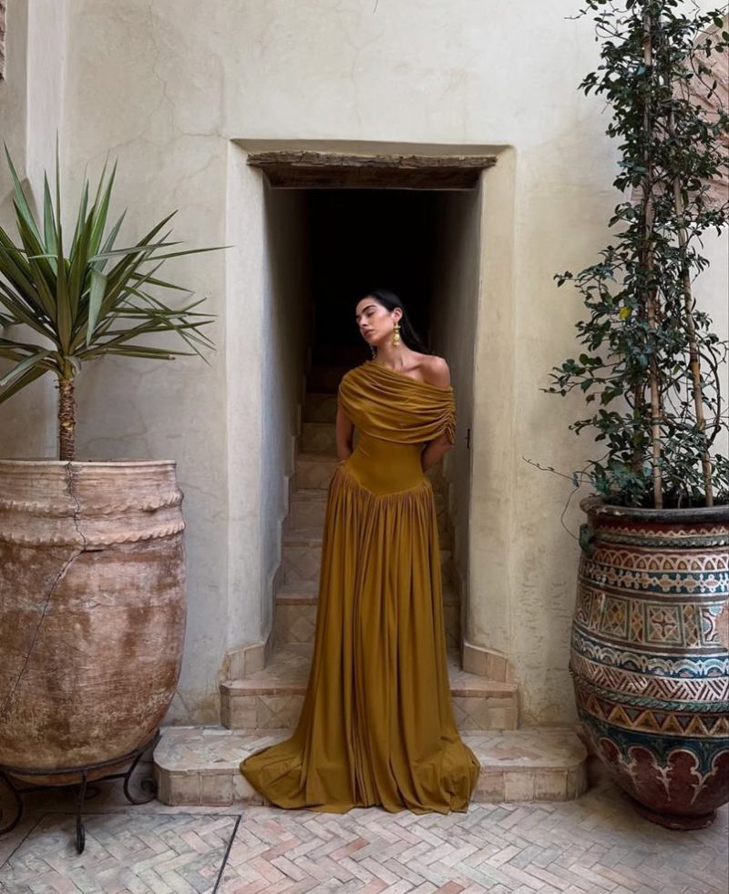 Elegant Off-Shoulder Slim Waist A-Line Dress - Image 3