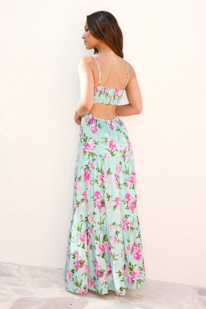 Backless Spaghetti Strap Boho Vacation Dress - Image 3