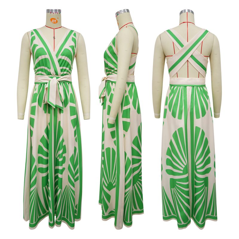 Bohemian Deep V Plunge Sleeveless Printed Dress - Image 4