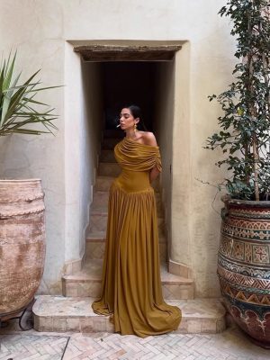 Elegant Off-Shoulder Slim Waist A-Line Dress