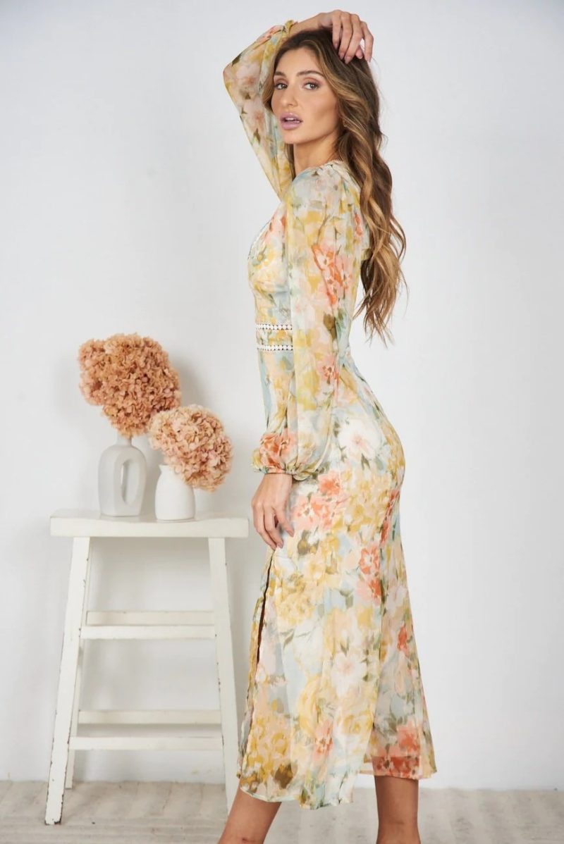 Elegant Printed Long Dress with Dovetail Hem - Image 2