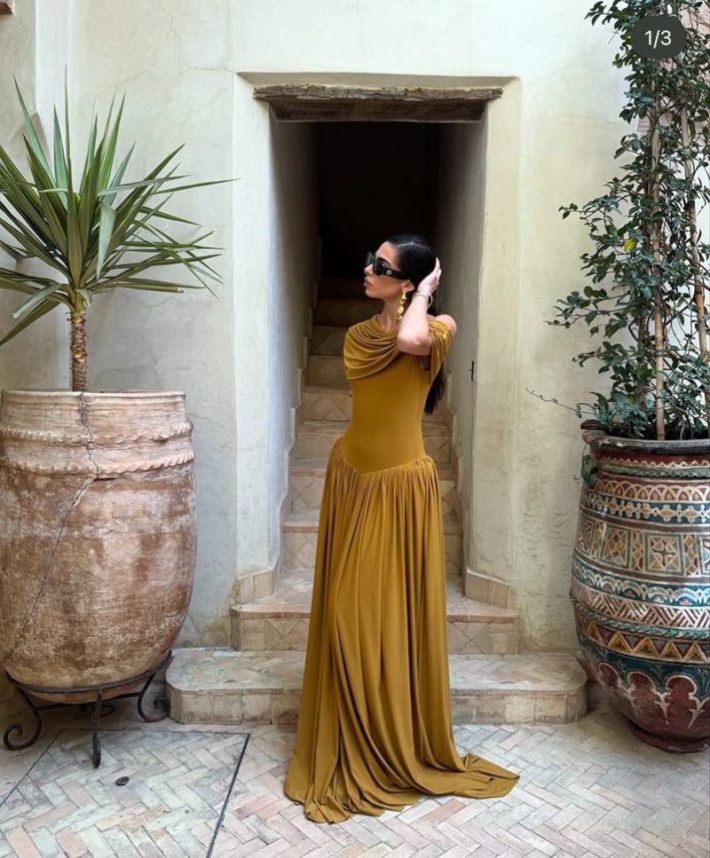Elegant Off-Shoulder Slim Waist A-Line Dress - Image 2