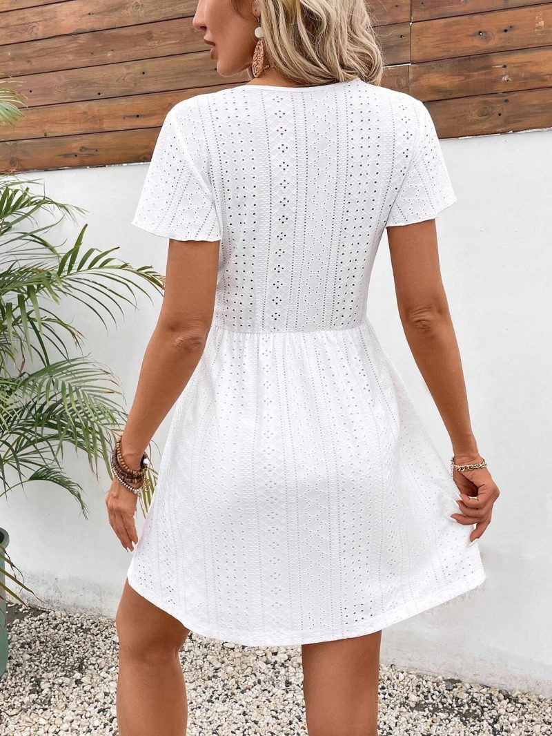 Summer Lace Cutout Dress with Butterfly Sleeves - Image 2