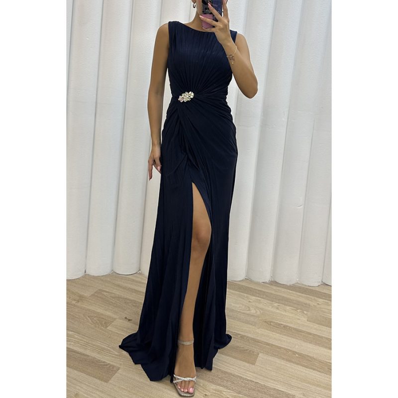 Flowy Pleated Sleeveless Dress with Slit Detail - Image 2
