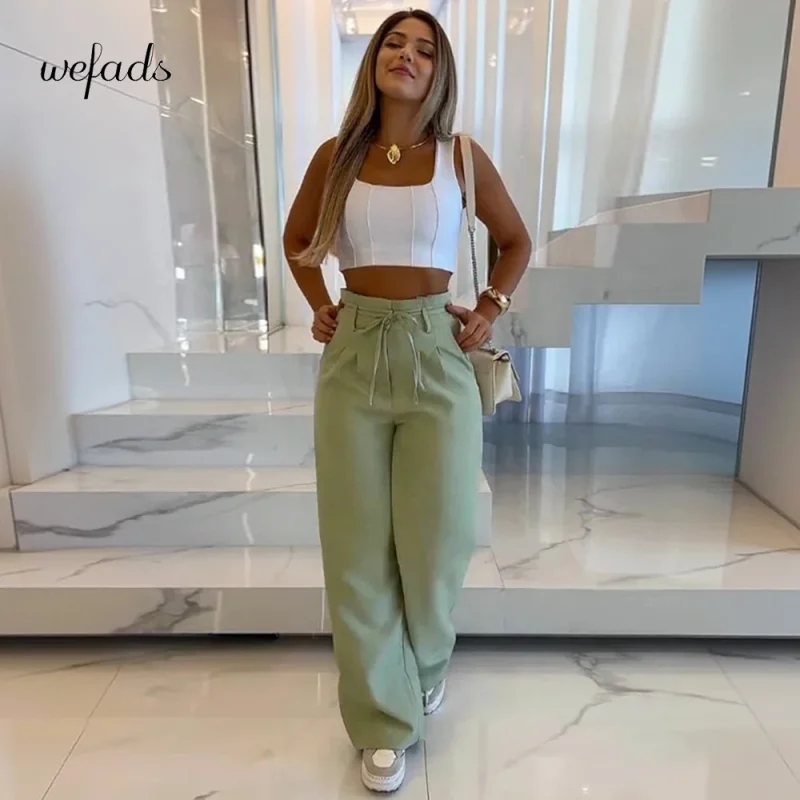Women’s Slim Fit Sleeveless Pants Outfit