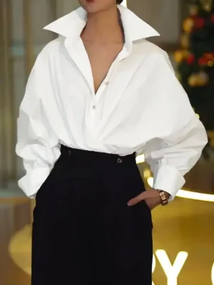 White Lapel Buttoned Blouse