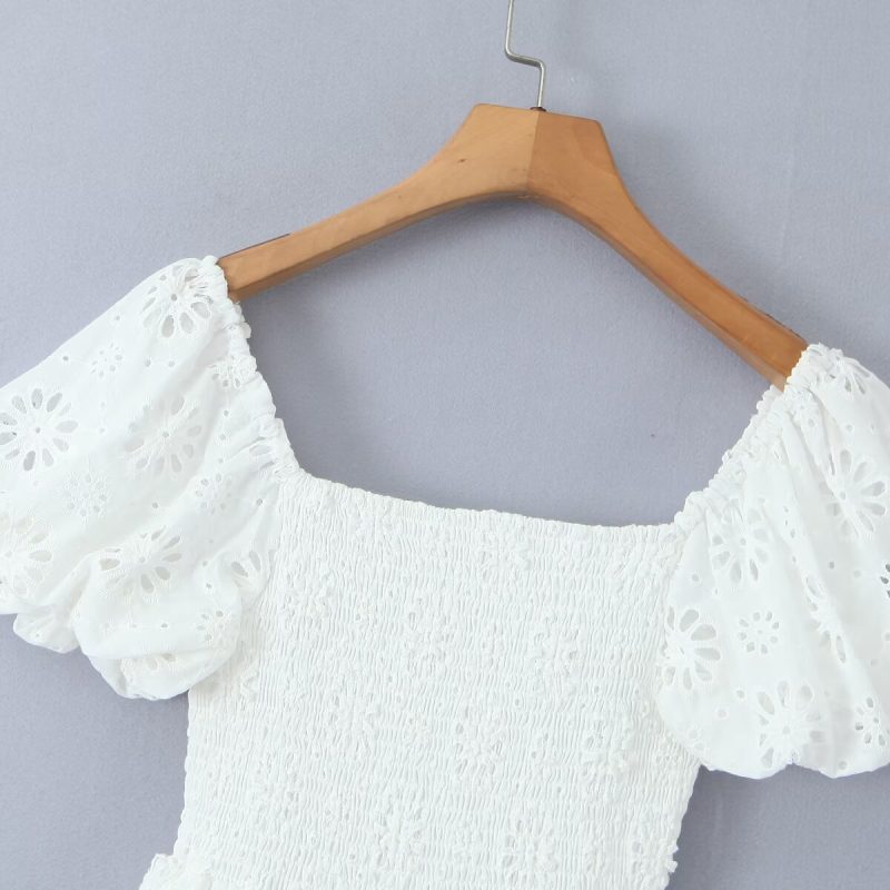 Spring Puff Sleeve Embroidered Cinched Short Dress - Image 4