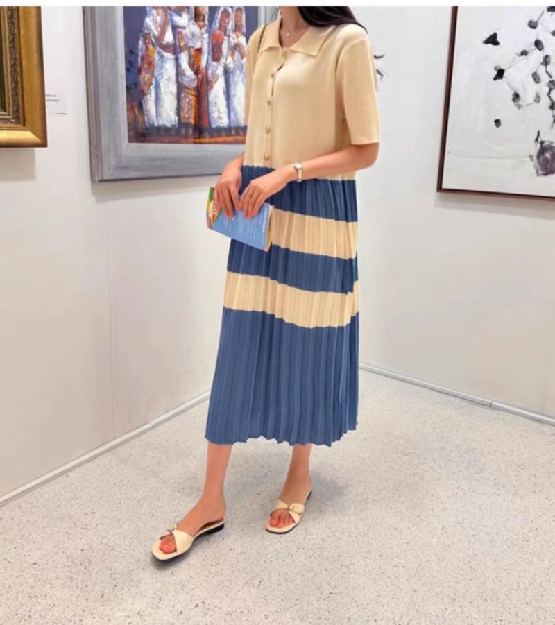 Elegant Striped Pleated Knit Lapel Dress Women - Image 2