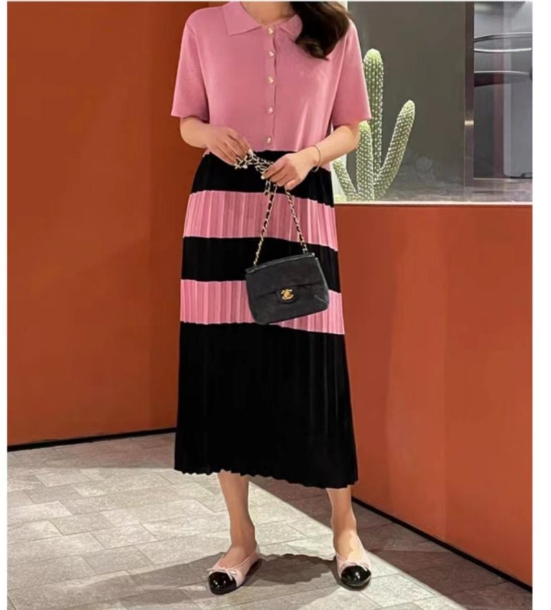 Elegant Striped Pleated Knit Lapel Dress Women - Image 4