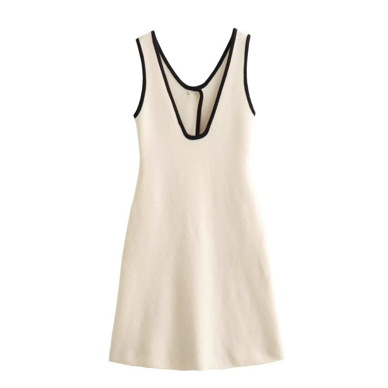 Timeless Knit Vest Dress Hepburn-Inspired Fall Outfit - Image 4