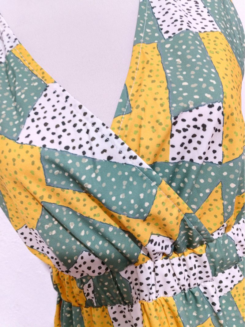 Geometric Print V-Neck Flared Slim Dress - Image 4