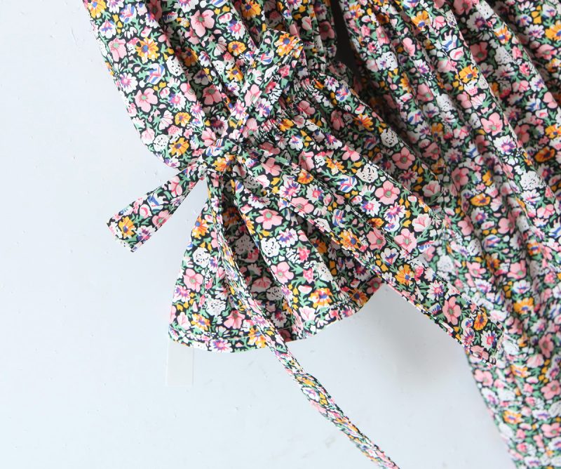 Early Spring French Puff Sleeve Floral Dress - Image 4
