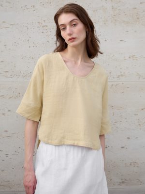 Breathable Summer Top with High-Low Hem