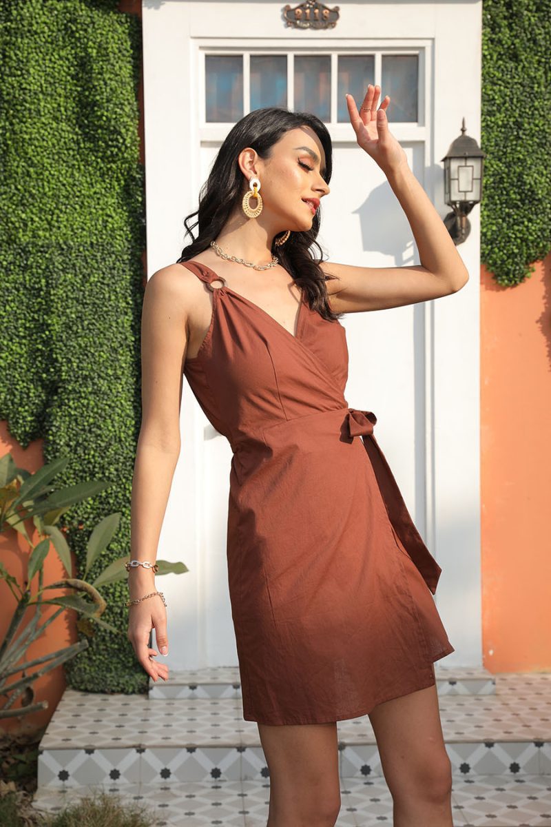 Pleated Lace-Up Sling Dress for Spring - Image 4
