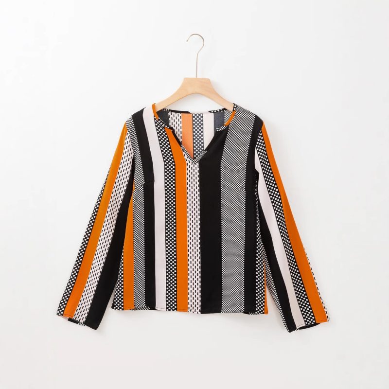 Elegant Houndstooth V-Neck Pullover for Women - Image 4
