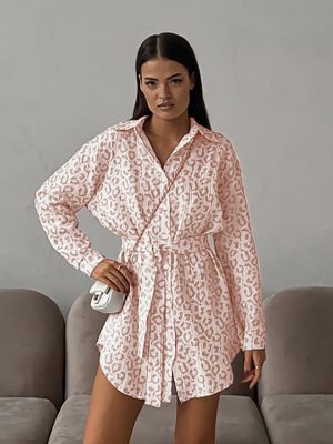Trendy Leopard Long Shirt – Autumn Casual Look