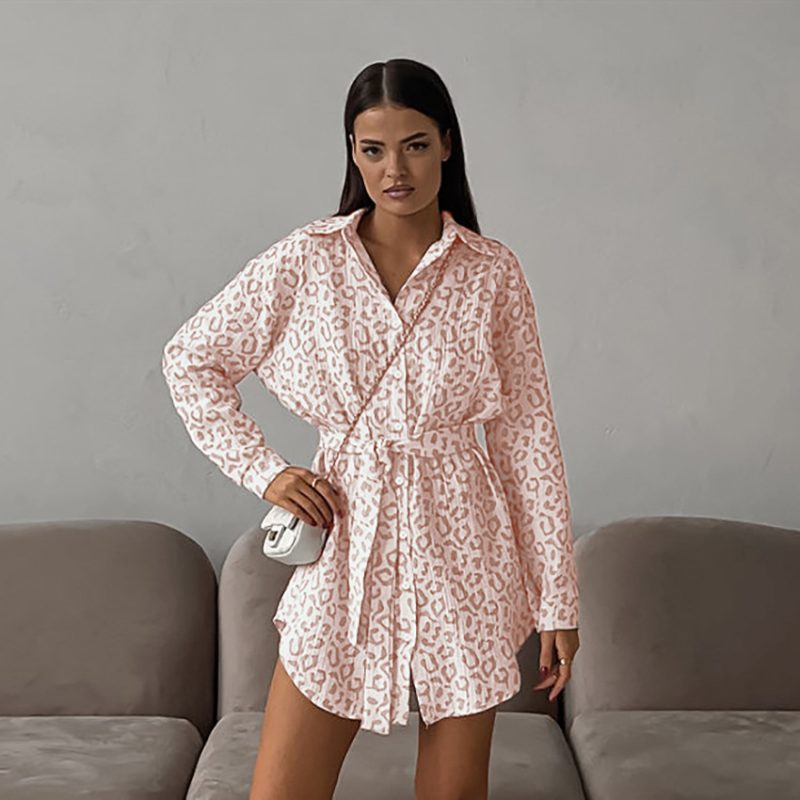 Trendy Leopard Long Shirt – Autumn Casual Look