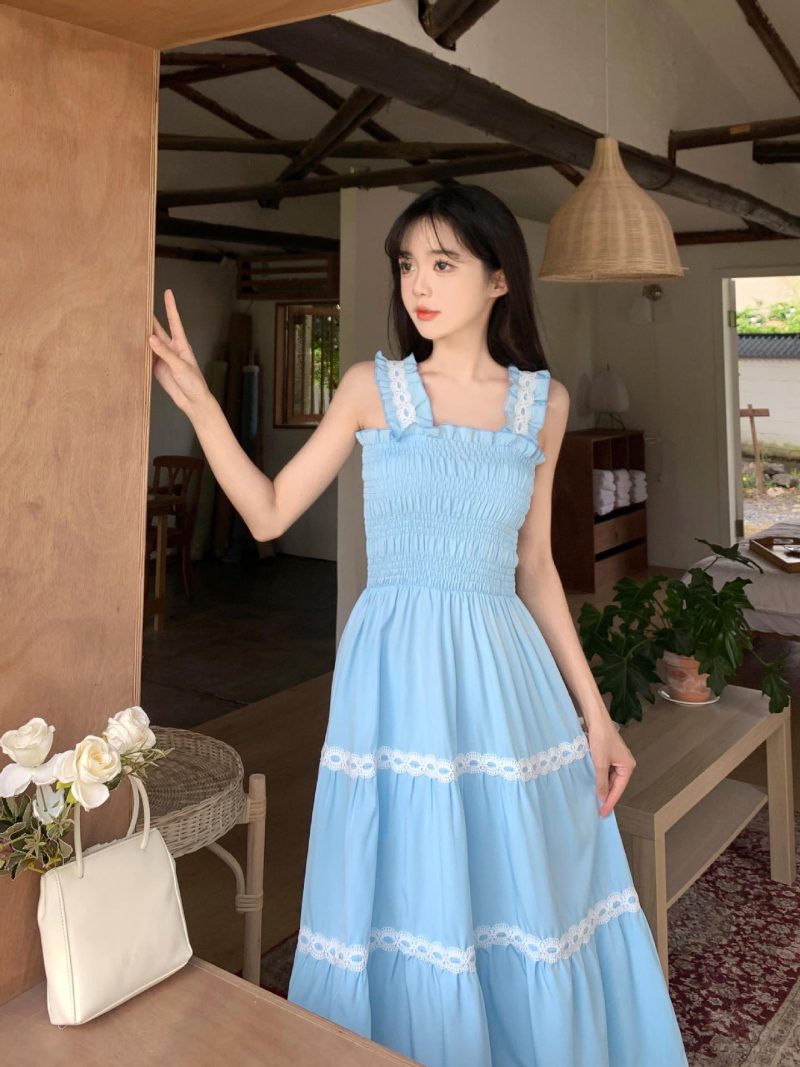 French Sweet Spaghetti Strap Slimming Summer Dress - Image 3