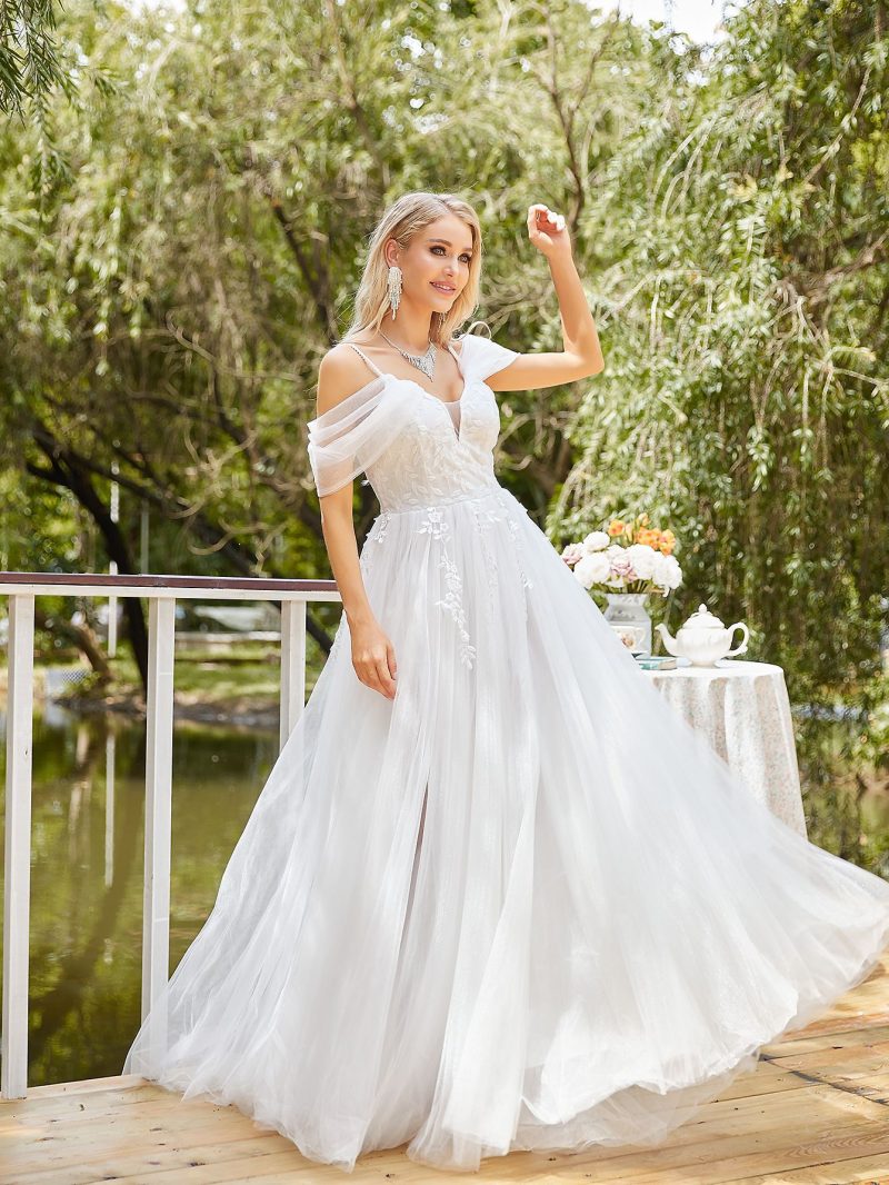 Elegant V-Neck Slim Fit Wedding Dress - Image 4