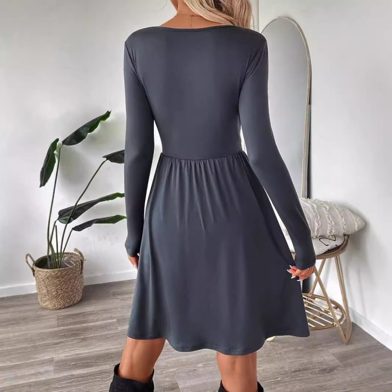 Sleek Mid-Length Dress for Office Seasons - Image 4