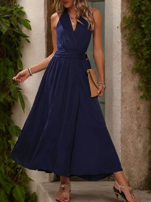Elegant Summer Dress with Halter Neckline