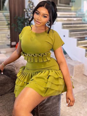 Sweet Pleated Round Neck Solid Mini Dress